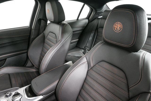 New 2025 Alfa Romeo Giulia w/ Driving Assist Package image 2