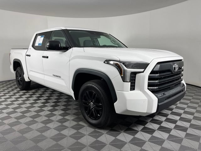Used 2023 Toyota Tundra SR5 w/ SR5 Convenience Package RWD image 3