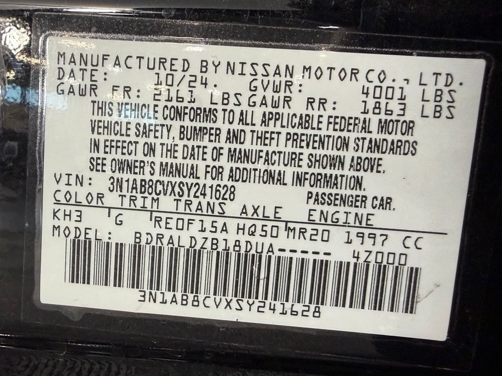 Used 2025 Nissan Sentra SV w/ Trunk Package FWD image 32