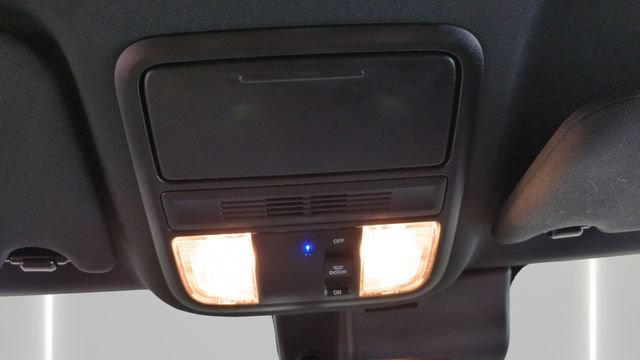 Used 2022 Honda Pilot Sport image 32