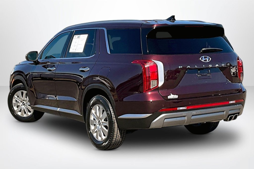 Used 2024 Hyundai Palisade SEL FWD image 5