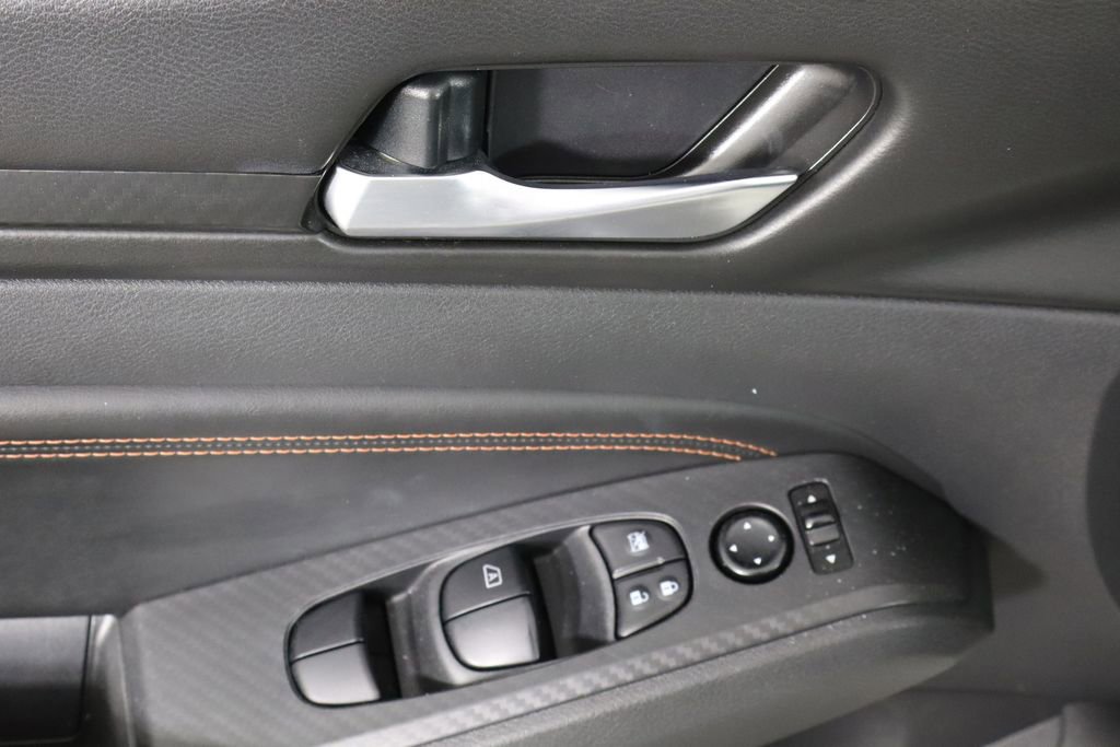 Used 2021 Nissan Altima 2.5 SR image 22