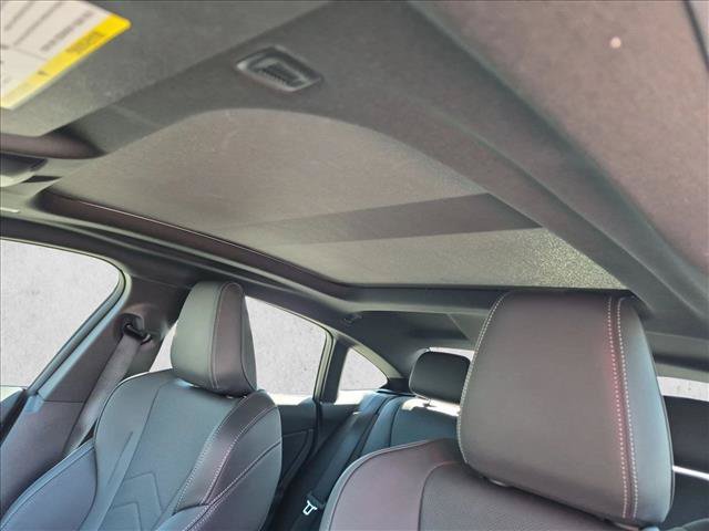 Used 2026 BMW 228i w/ Premium Package FWD image 16