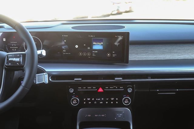 New 2026 Hyundai Ioniq 9 Limited image 14