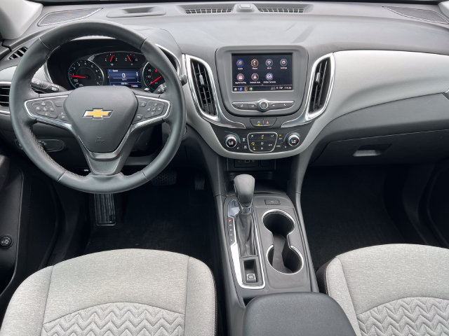 Used 2024 Chevrolet Equinox LT w/ Driver Convenience Package AWD/4WD image 3