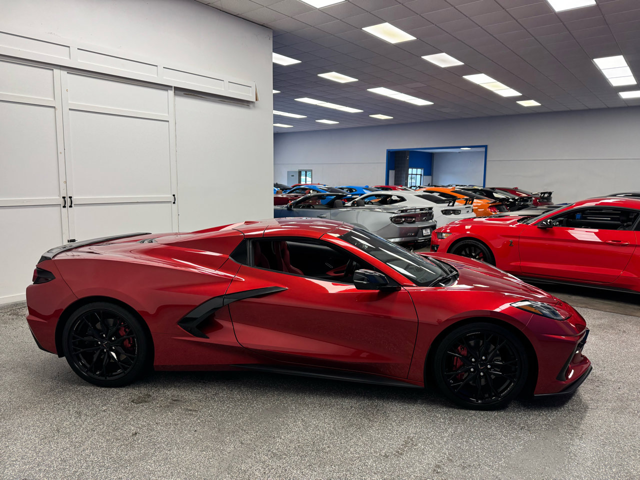 Used 2024 Chevrolet Corvette Stingray Preferred Conv w/ Stealth Interior Trim Package image 8