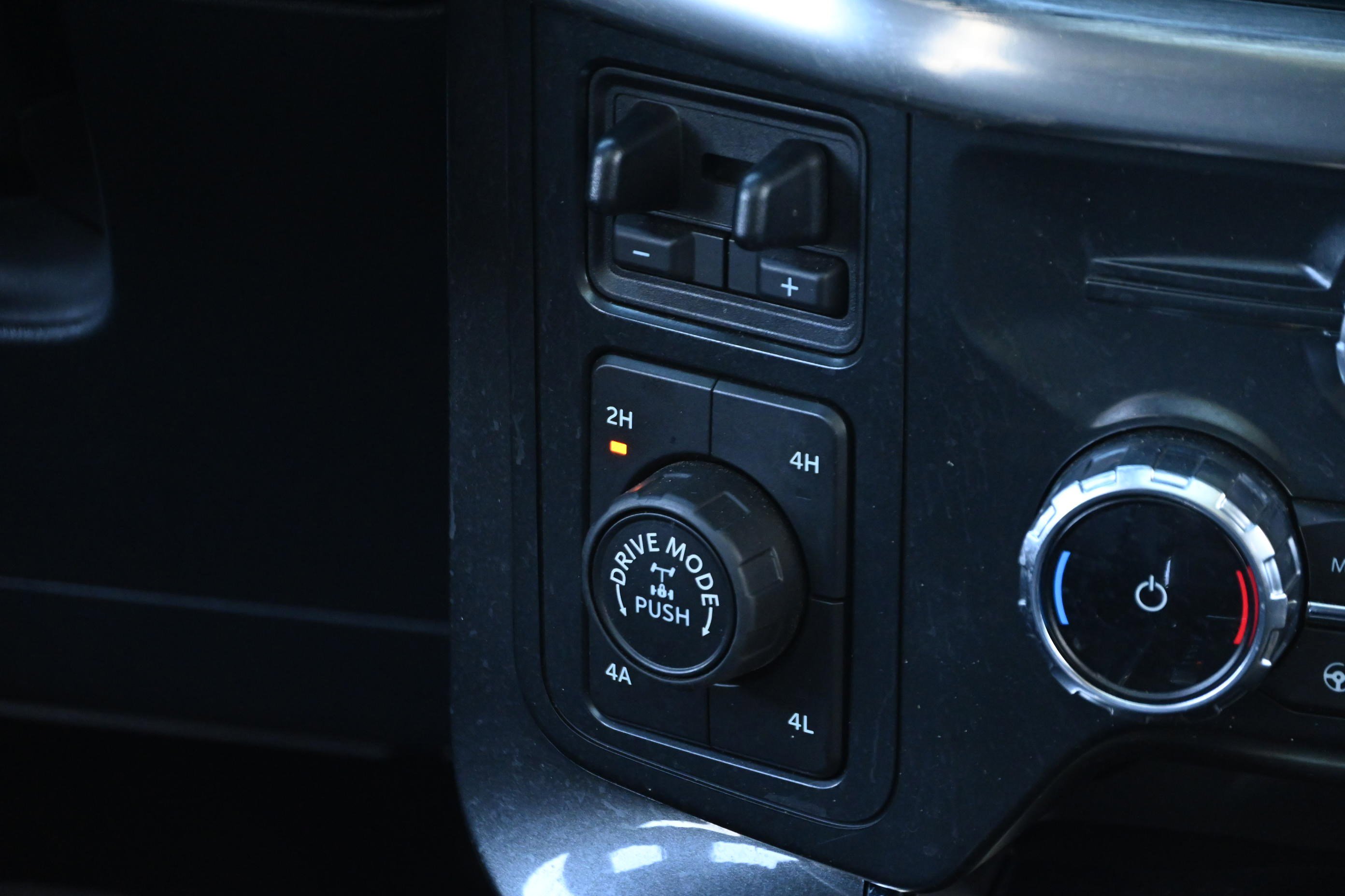 Used 2022 Ford F150 Lariat w/ Equipment Group 502A High AWD/4WD image 20