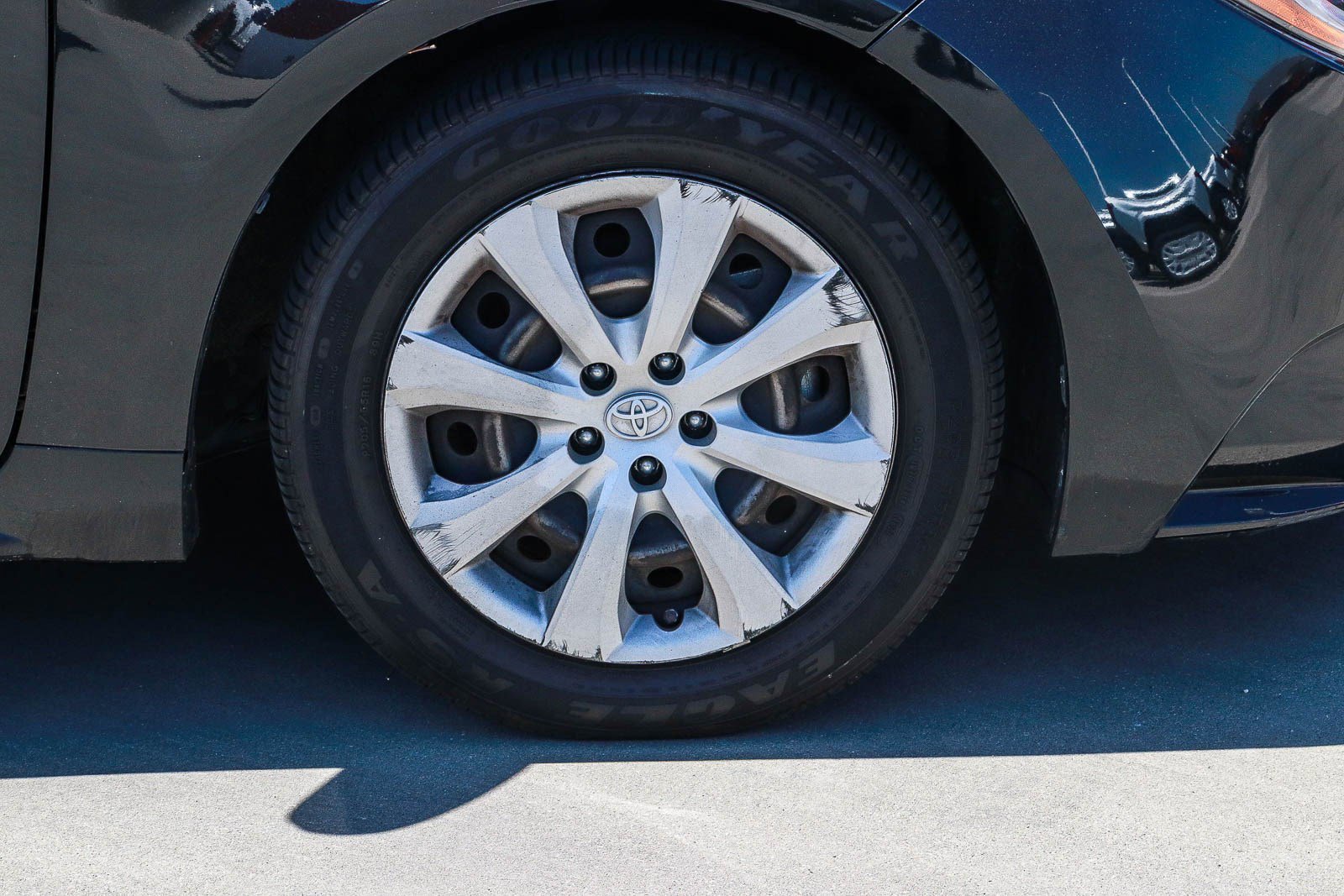 Certified 2020 Toyota Corolla LE FWD image 9
