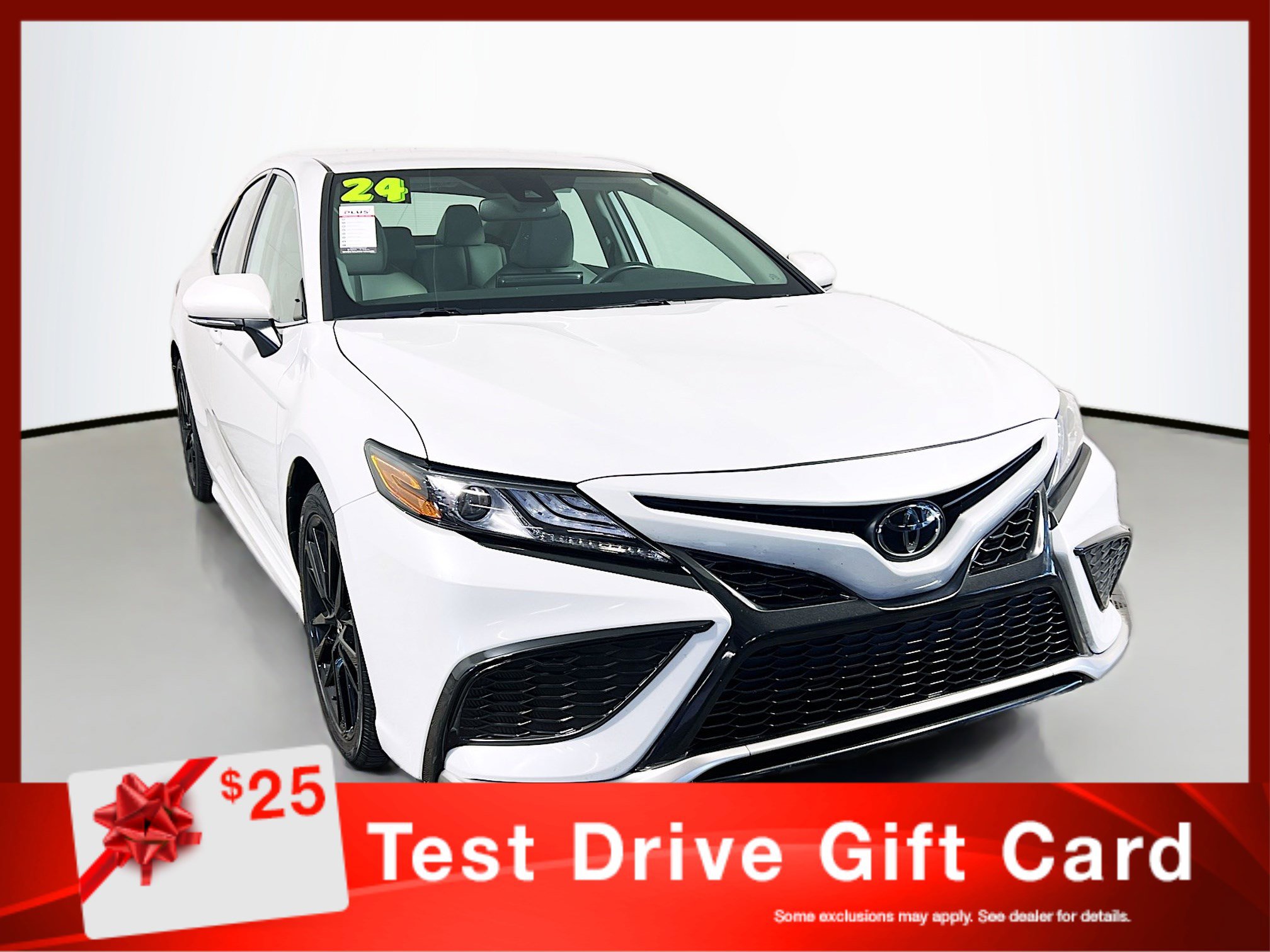 Used 2024 Toyota Camry XSE image 1