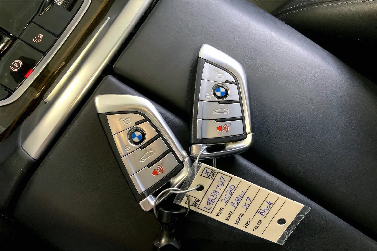 Used 2020 BMW X7 M50i w/ Executive Package AWD/4WD image 14