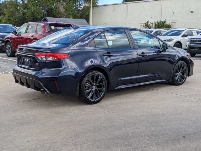 Used 2025 Toyota Corolla SE w/ SE Premium Package FWD image 6