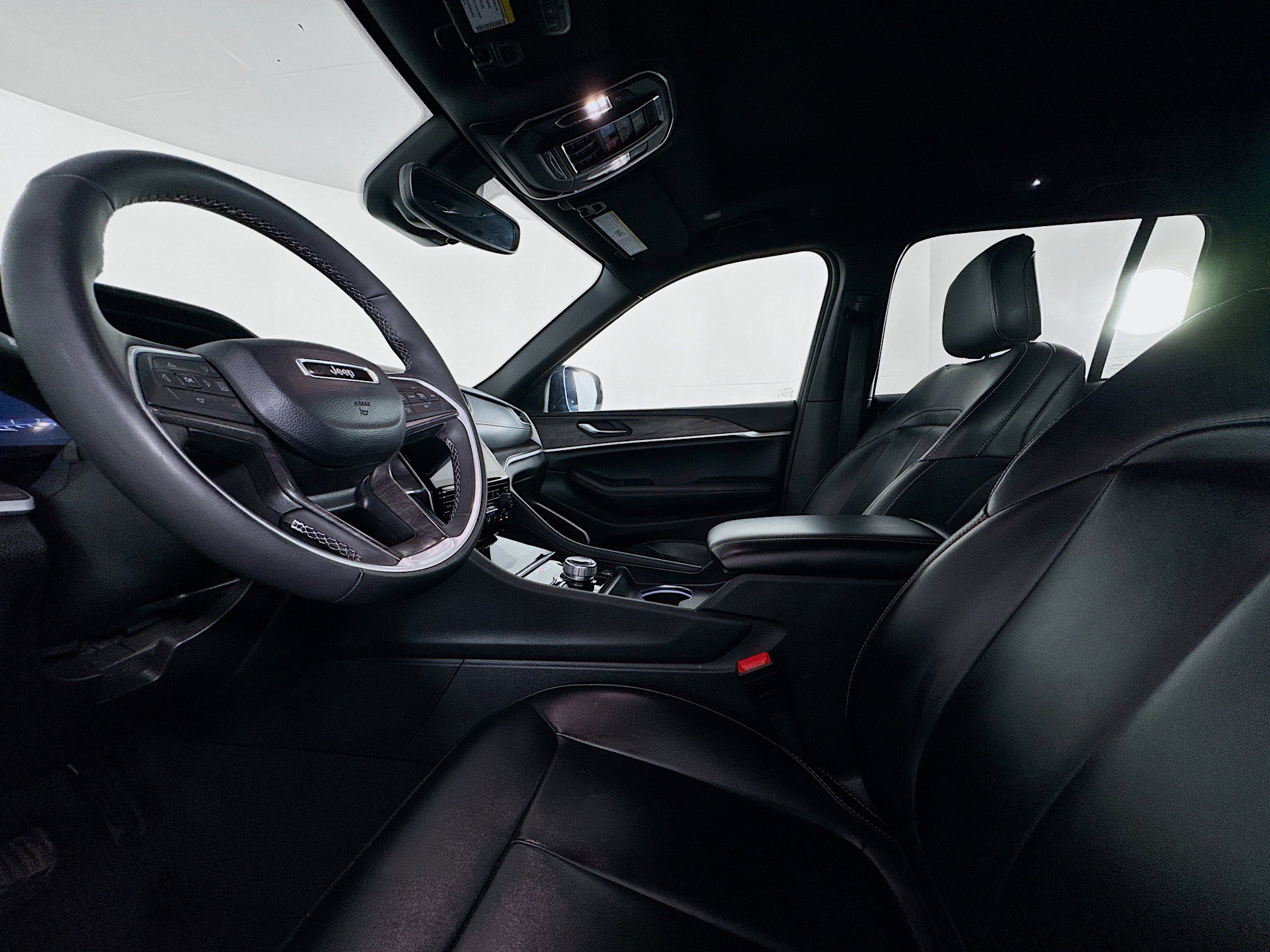 Used 2024 Jeep Grand Cherokee Limited 4xe image 21