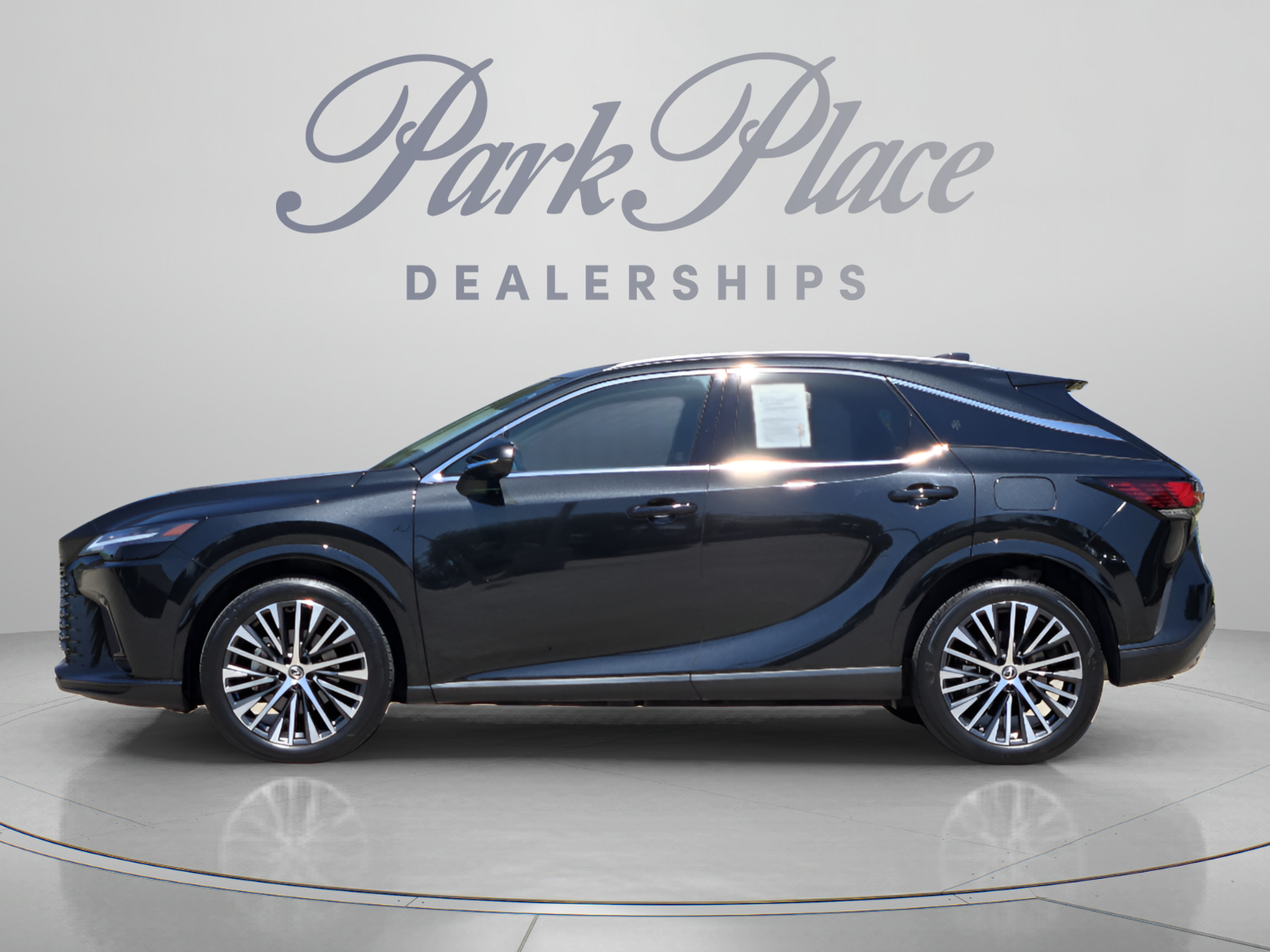 Certified 2025 Lexus RX 350 Premium Plus w/ Accessory Package (Z1) FWD image 2