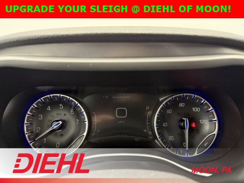 New 2026 Chrysler Pacifica Select image 33