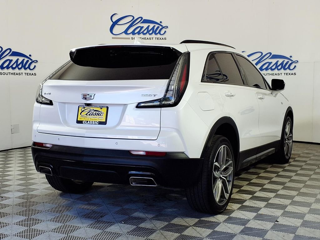 Used 2023 Cadillac XT4 Sport FWD image 6