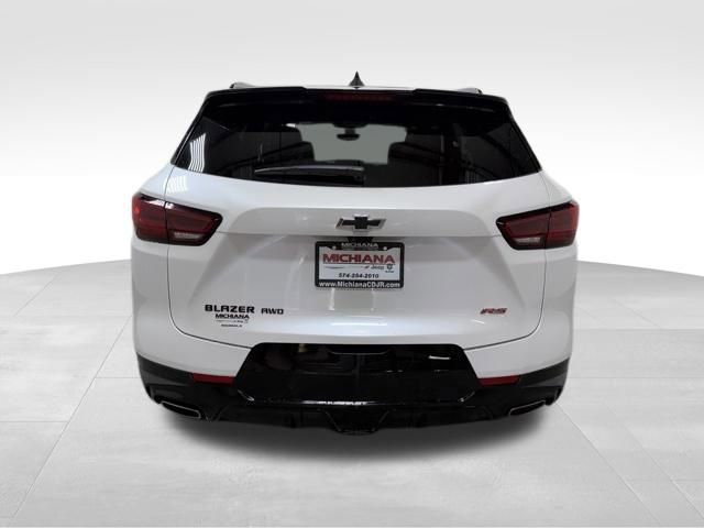 Used 2024 Chevrolet Blazer RS w/ Driver Confidence II Package image 8