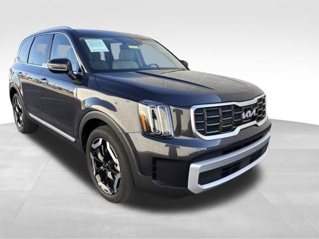 Certified 2025 Kia Telluride S