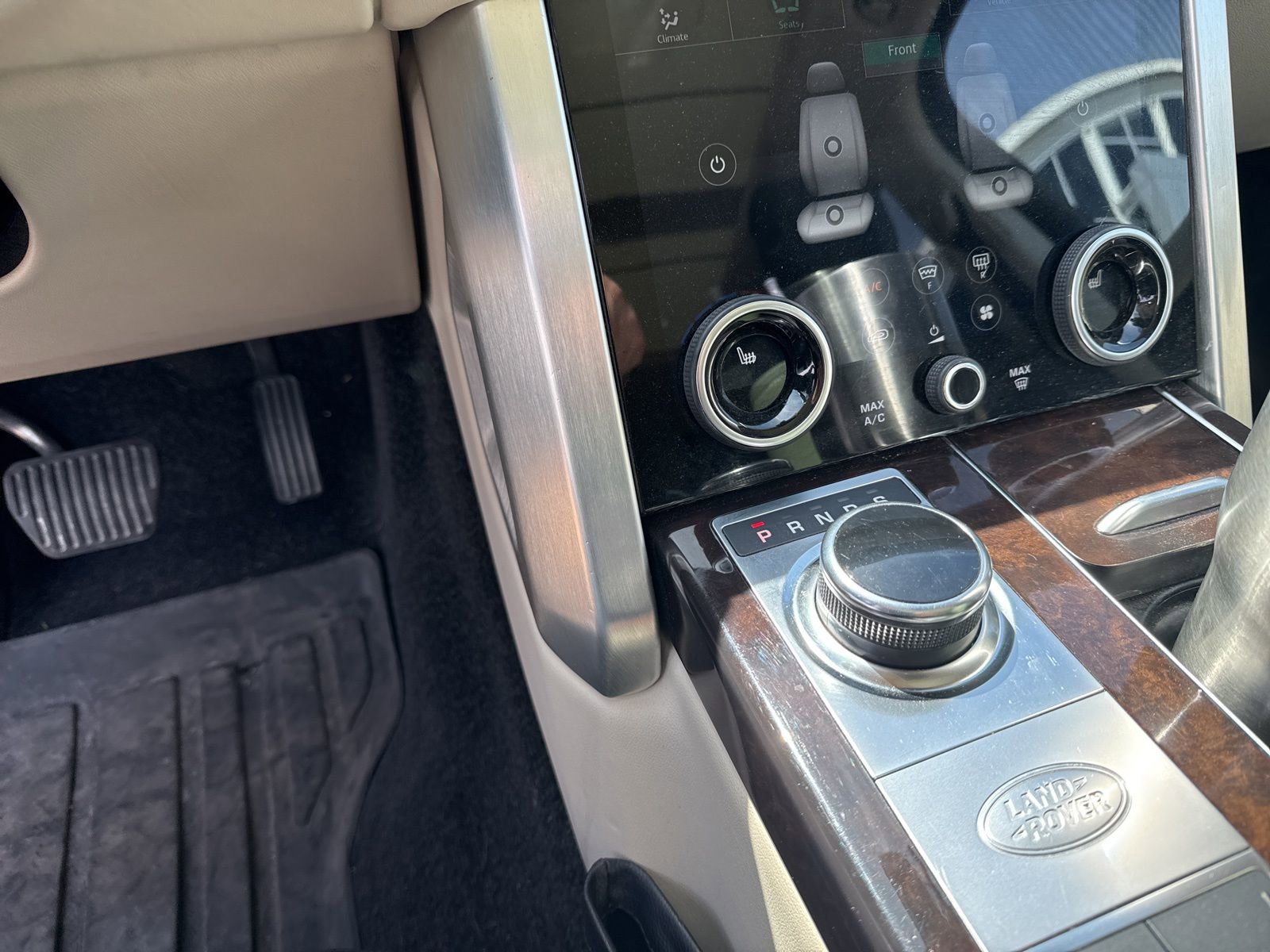 Used 2019 Land Rover Range Rover Supercharged image 17