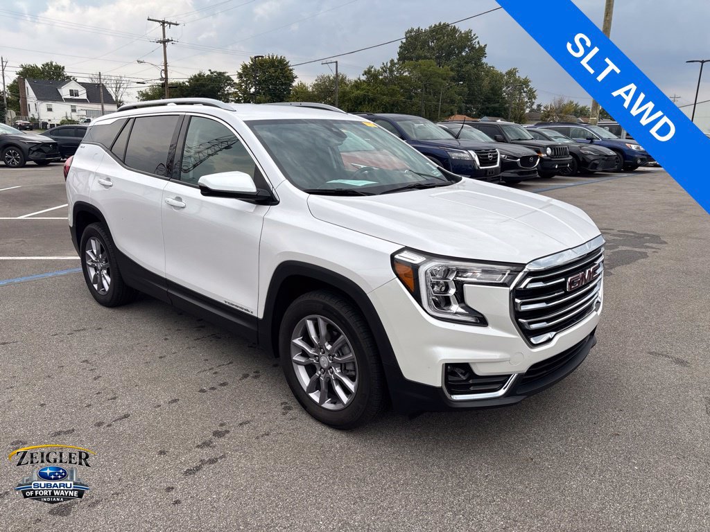 Used 2023 GMC Terrain SLT w/ LPO, Floor Liner Package AWD/4WD image 1