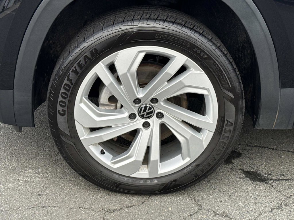 Used 2023 Volkswagen Atlas SE AWD/4WD image 8
