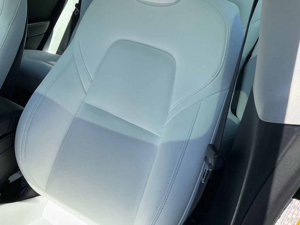Used 2023 Tesla Model 3 Performance image 15