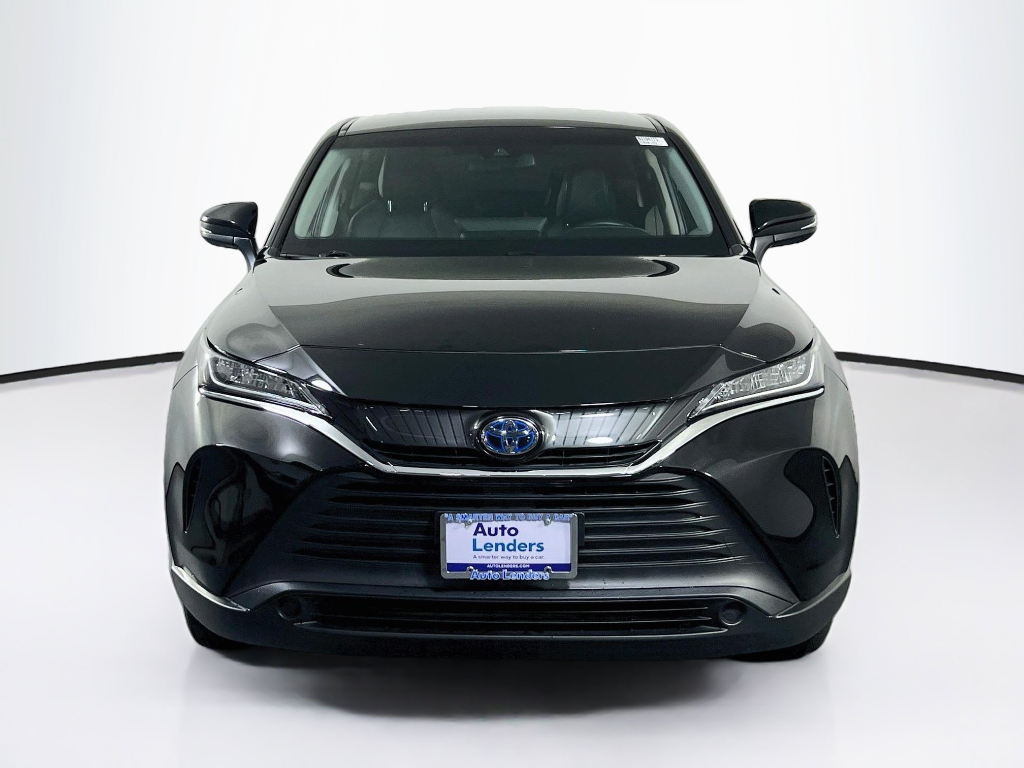 Used 2022 Toyota Venza LE AWD/4WD image 2