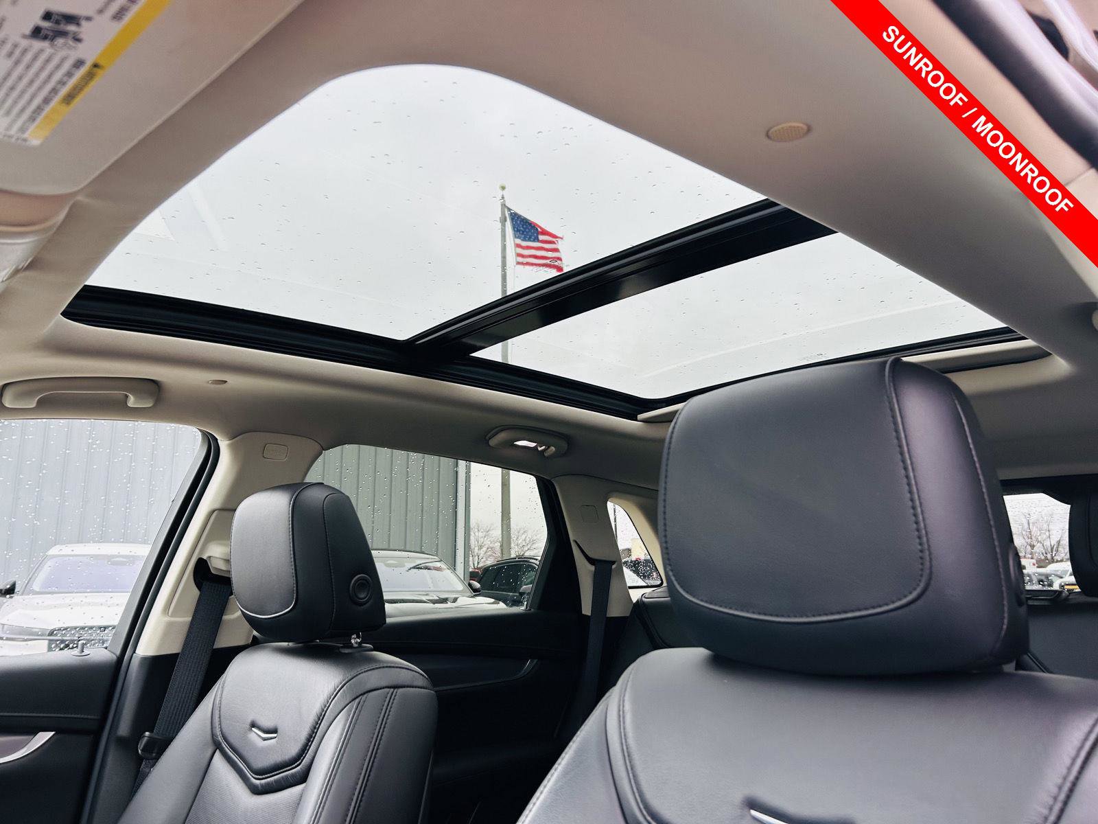 Used 2019 Cadillac XT5 Premium Luxury w/ Driver Assist Package image 4