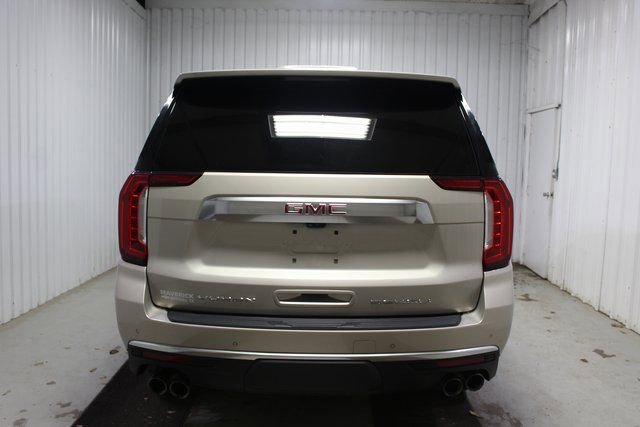 Used 2021 GMC Yukon Denali w/ Denali Premium Package image 5