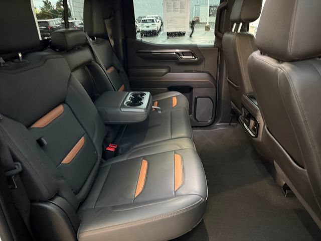 Used 2024 GMC Sierra 1500 AT4 w/ AT4 Preferred Package AWD/4WD image 16