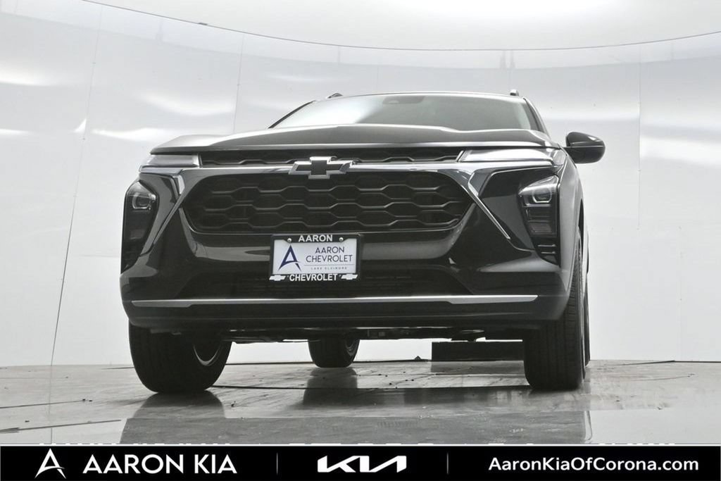 Used 2026 Chevrolet Trax LT w/ Sunroof Package FWD image 68
