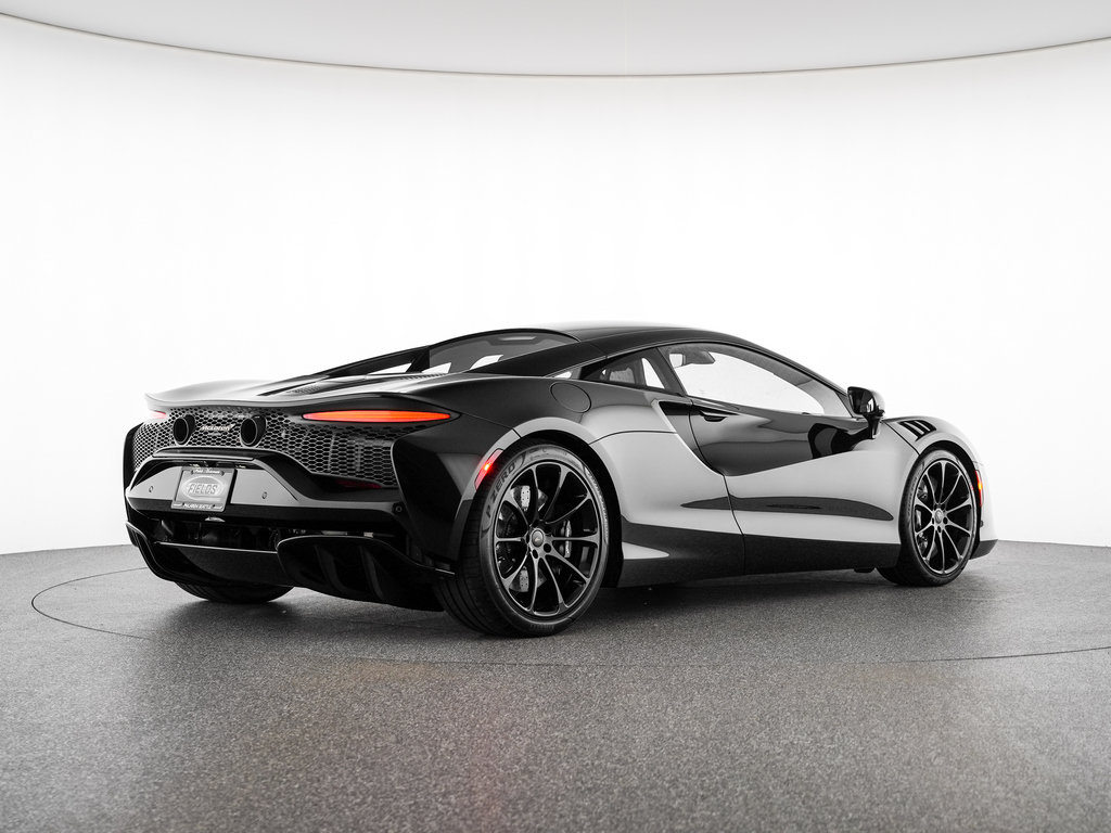 New 2026 McLaren Artura RWD image 2