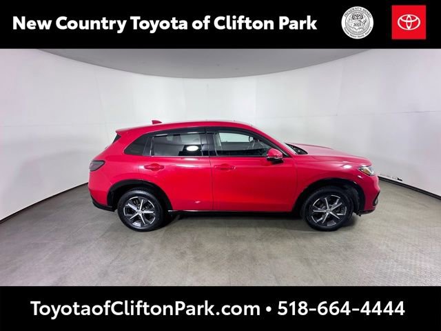 Used 2025 Honda HR-V EX-L image 2