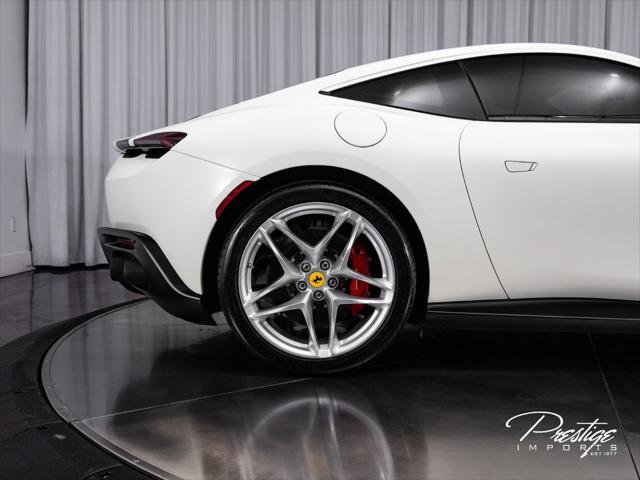 Used 2021 Ferrari Roma RWD image 15