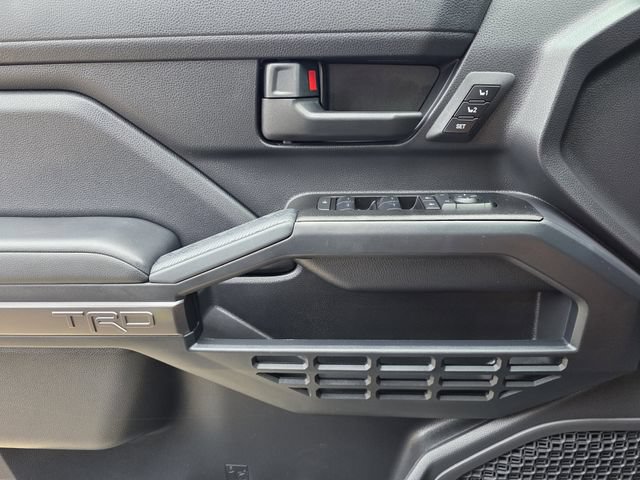 Certified 2025 Toyota 4Runner TRD Off-Road Premium w/ Tow Technology Package AWD/4WD image 19