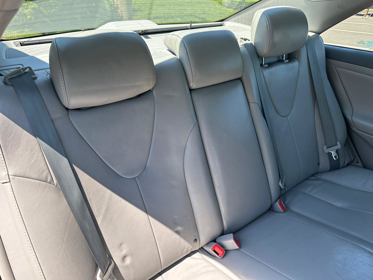 Used 2010 Toyota Camry XLE FWD image 18