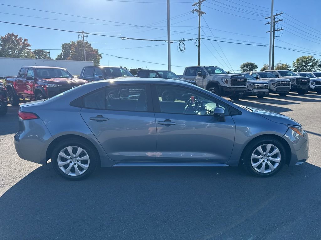Used 2024 Toyota Corolla LE image 6