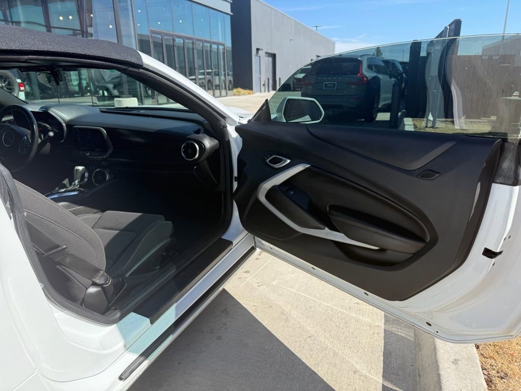 Used 2023 Chevrolet Camaro SS image 8