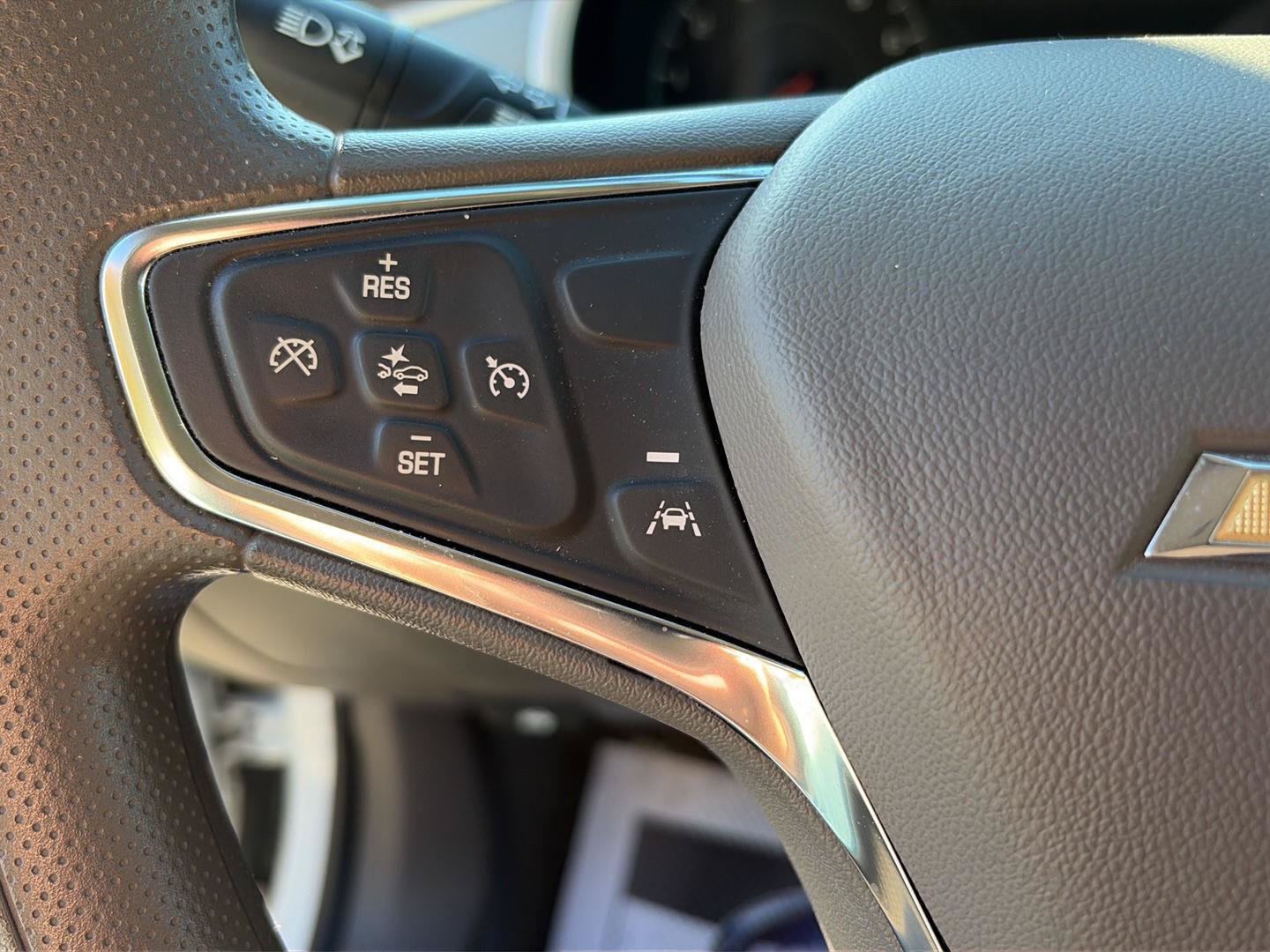 Used 2024 Chevrolet Malibu LT FWD image 17