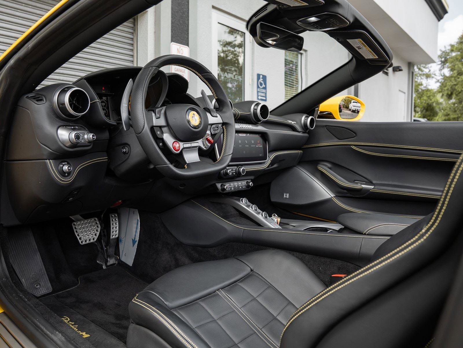 Used 2022 Ferrari Portofino M image 6