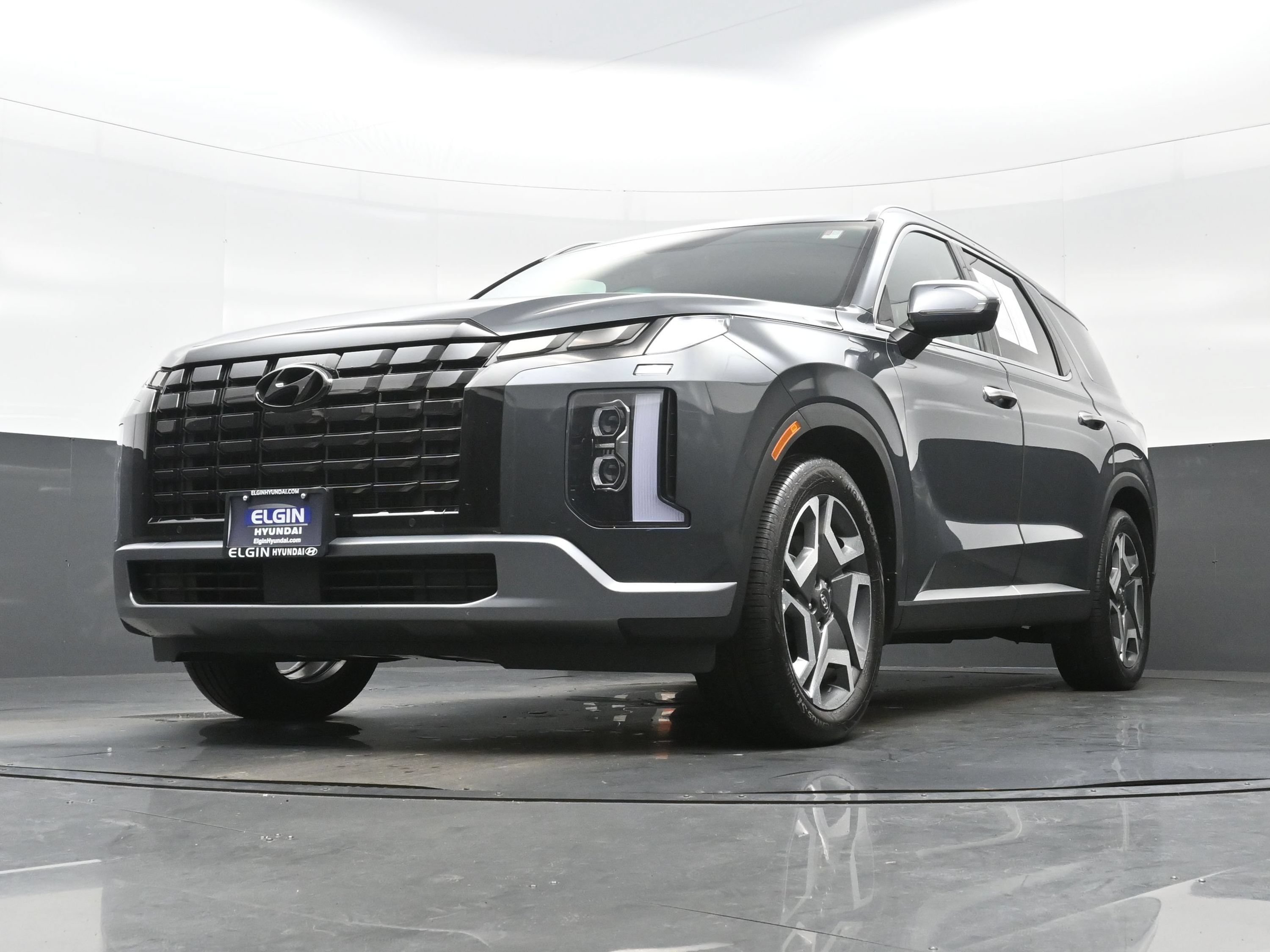 Used 2023 Hyundai Palisade SEL w/ Winter Package AWD/4WD image 28