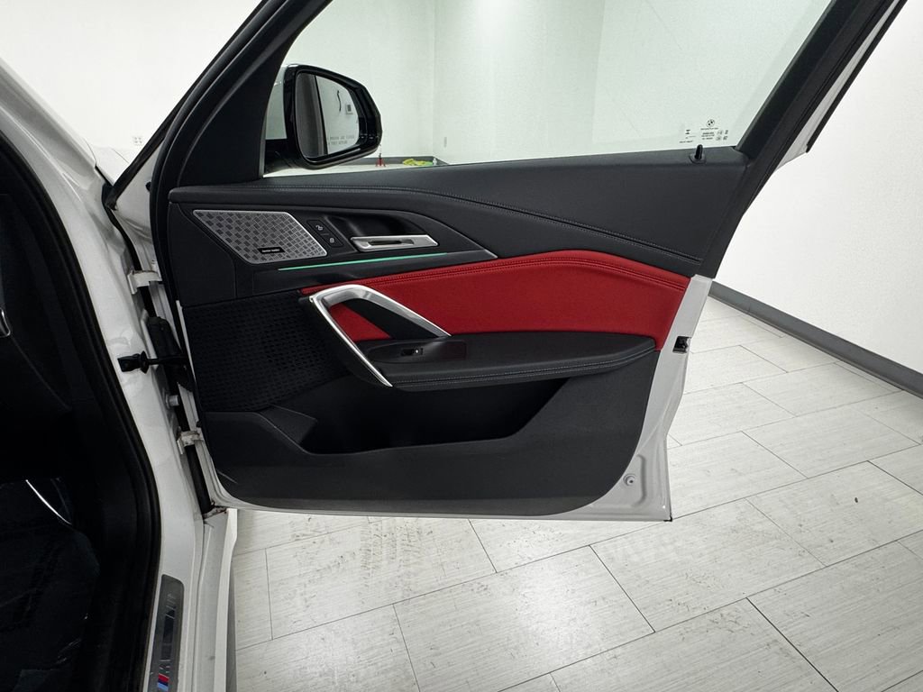 Used 2023 BMW X1 xDrive28i w/ Premium Package image 13