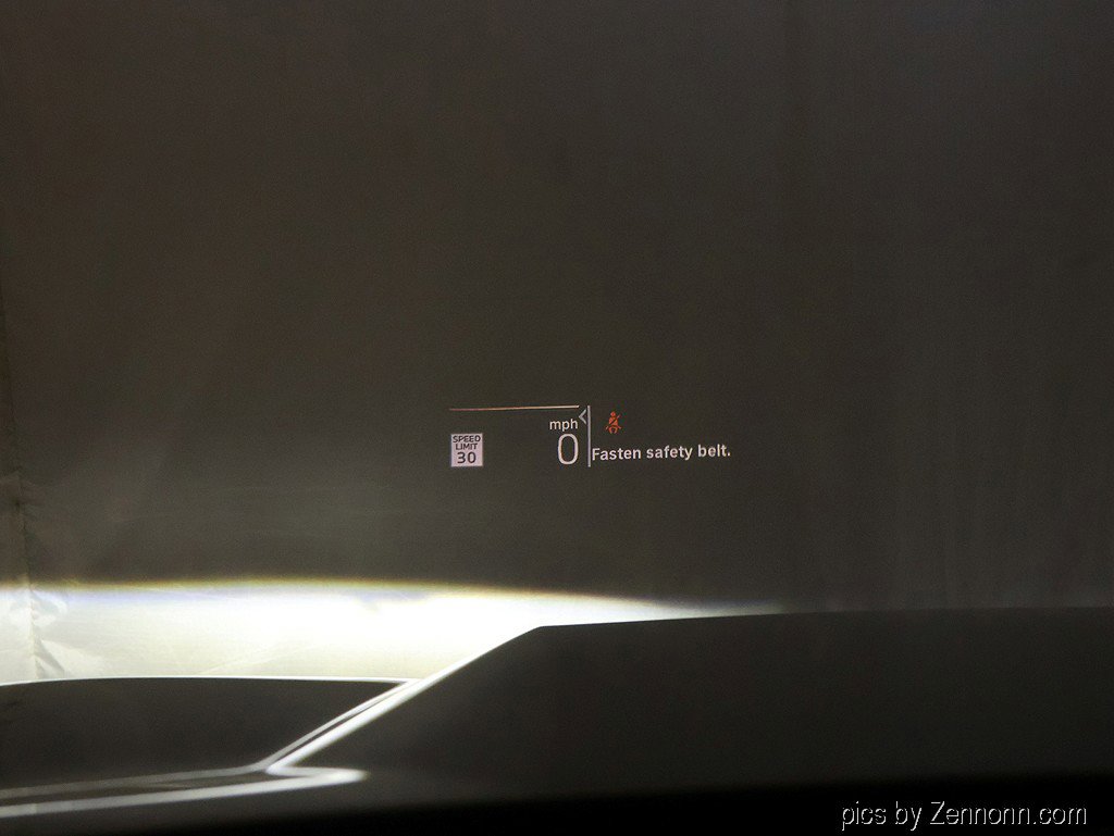 Used 2025 BMW X1 xDrive28i w/ Technology Package image 18