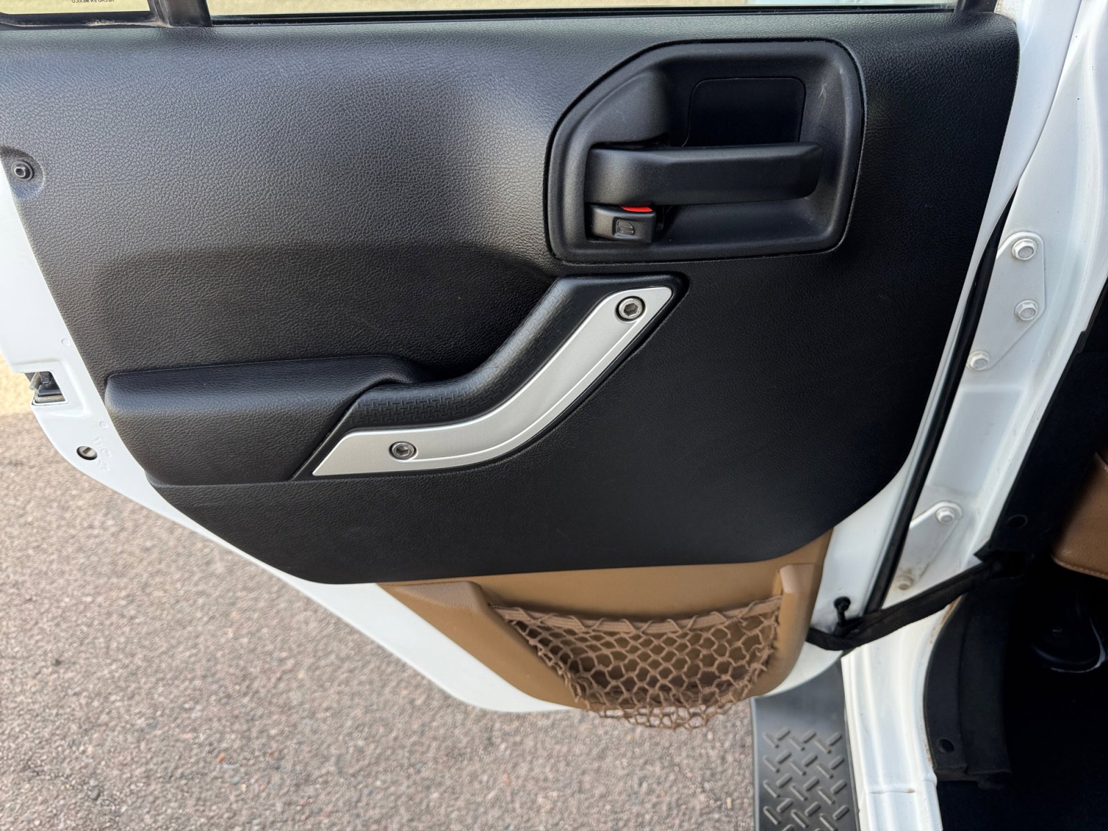 Used 2015 Jeep Wrangler Unlimited Sahara w/ Max Tow Package image 23