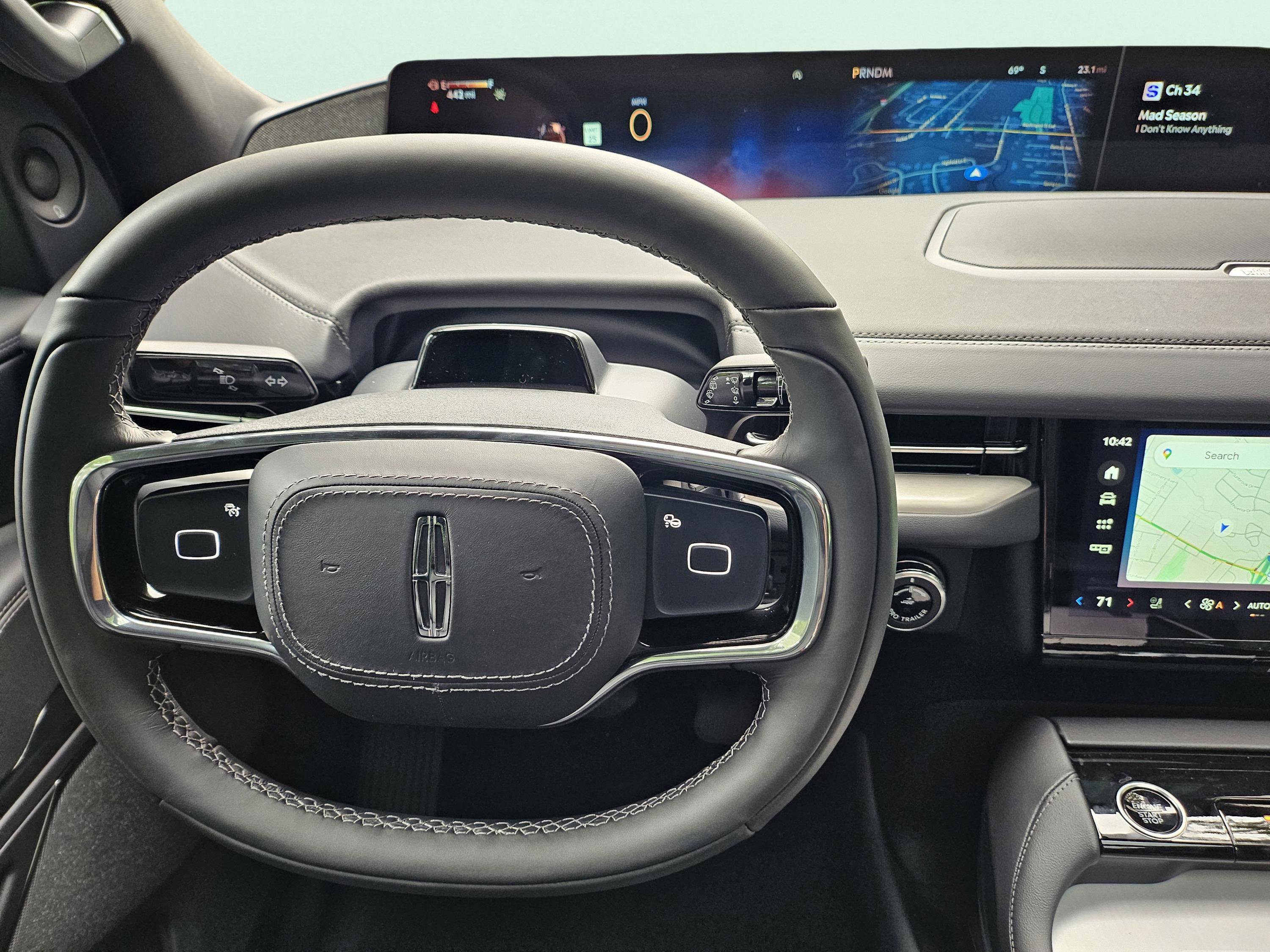 New 2025 Lincoln Navigator L Reserve w/ Jet Appearance Package image 22