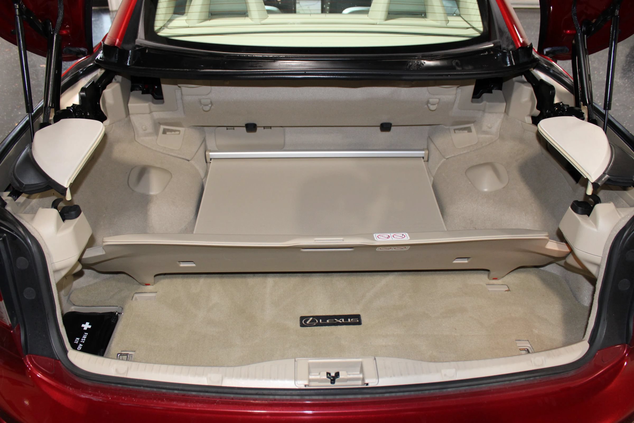 Used 2011 Lexus IS 350C RWD image 35