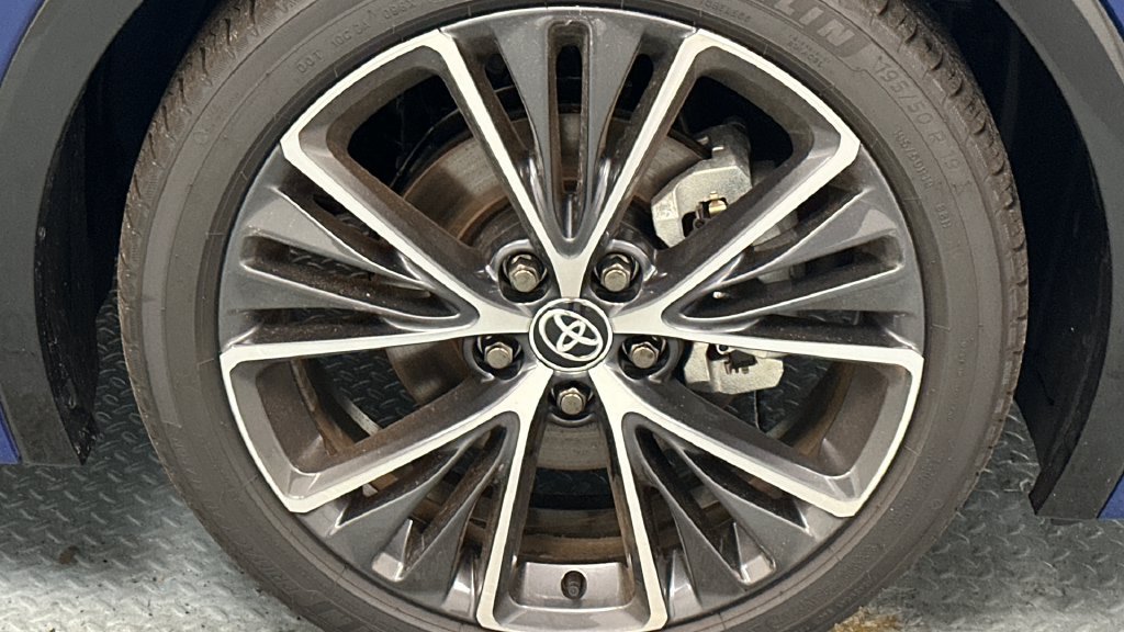 New 2027 Toyota Prius XLE AWD/4WD image 15