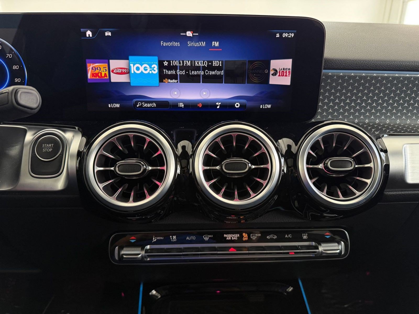 Used 2024 Mercedes-Benz EQB 250+ image 16