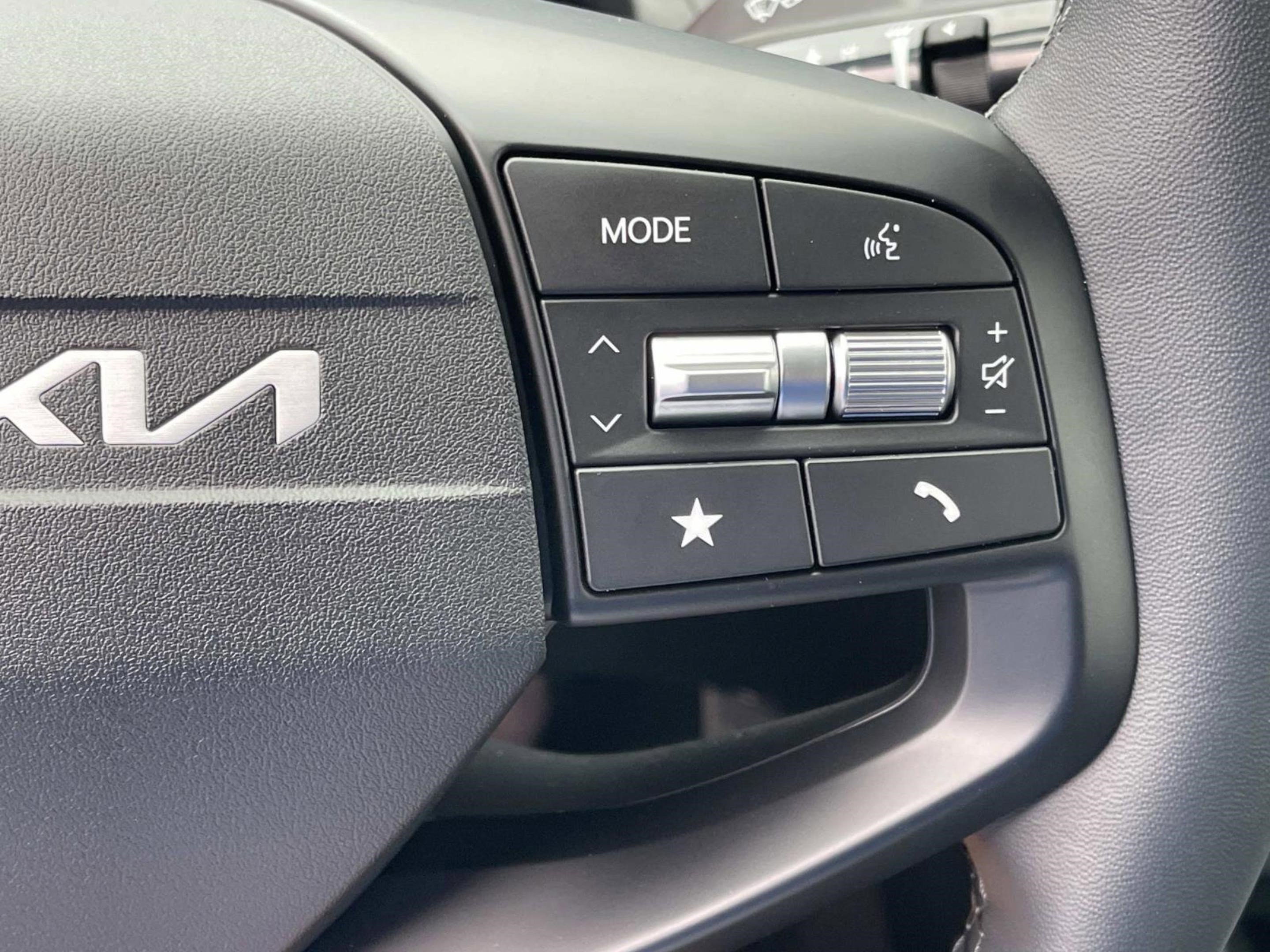 New 2025 Kia K4 EX FWD image 29