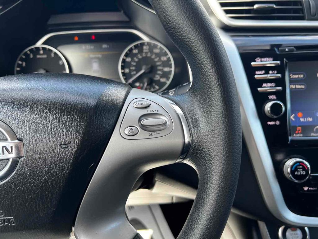 Used 2018 Nissan Murano S image 22