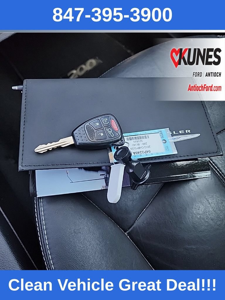 Used 2012 Chrysler 200 Limited FWD image 13